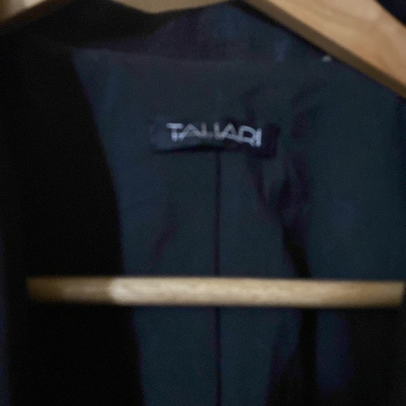Short Charcoal Jacket size 10 Tahari - Picture 3 of 6